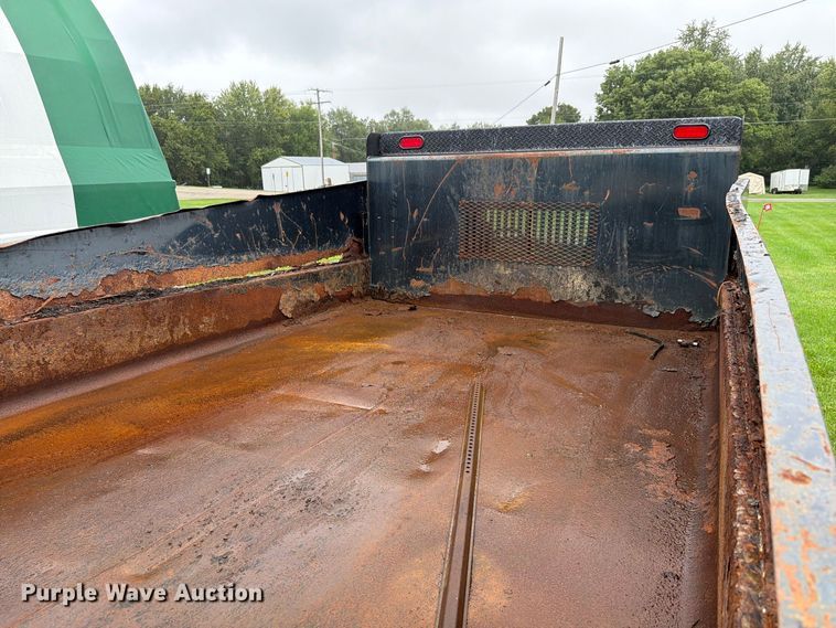 image for item EX4613 2004 Ford F550 dump truck