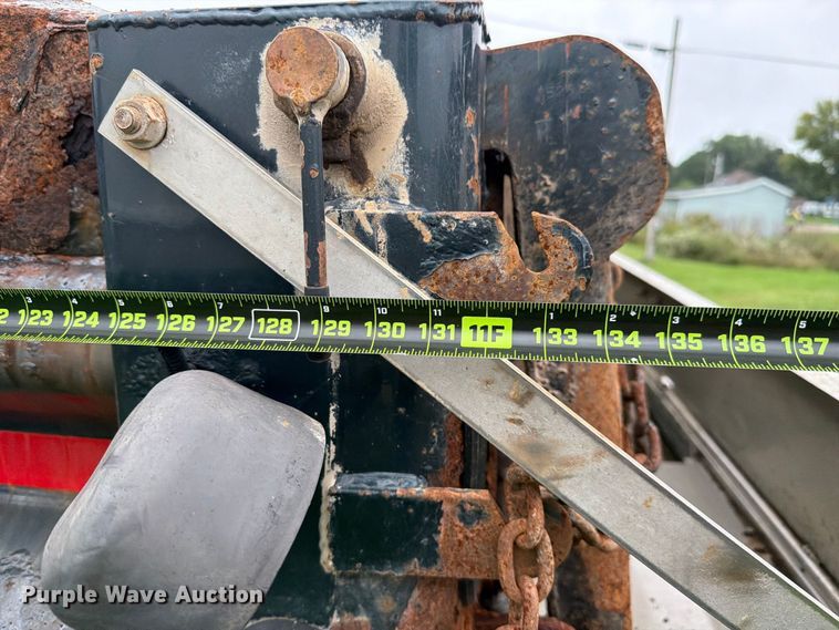 image for item EX4613 2004 Ford F550 dump truck