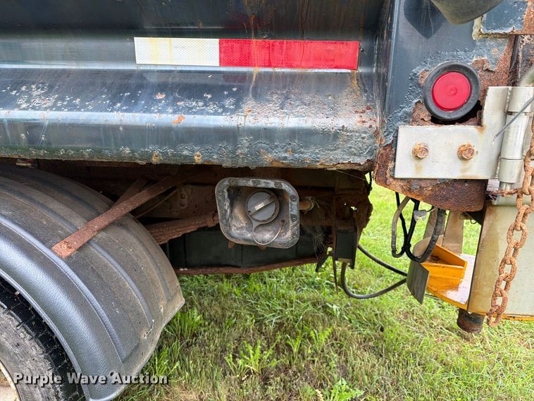 image for item EX4613 2004 Ford F550 dump truck