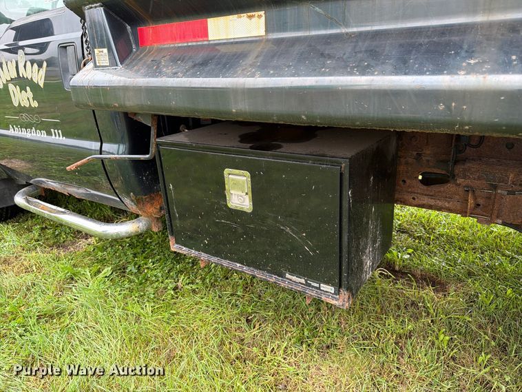 image for item EX4613 2004 Ford F550 dump truck