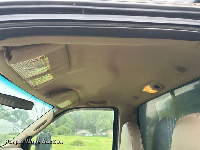 image for item EX4613 2004 Ford F550 dump truck