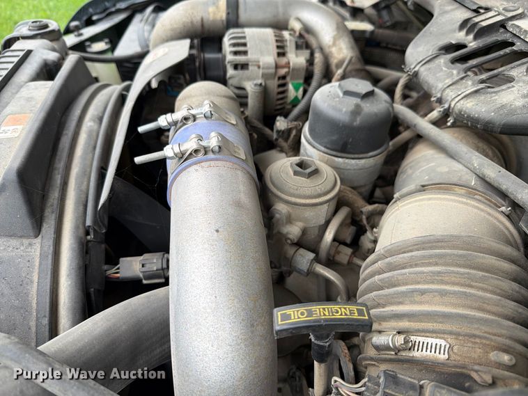 image for item EX4613 2004 Ford F550 dump truck