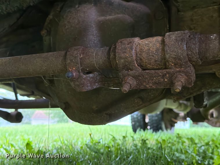 image for item EX4613 2004 Ford F550 dump truck