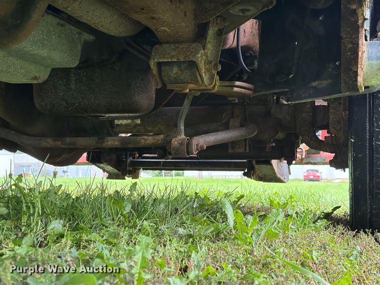 image for item EX4613 2004 Ford F550 dump truck