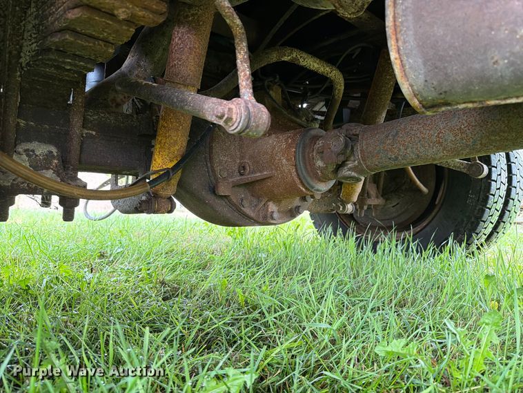 image for item EX4613 2004 Ford F550 dump truck