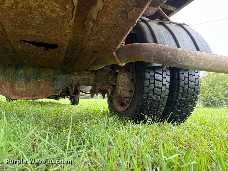 image for item EX4613 2004 Ford F550 dump truck