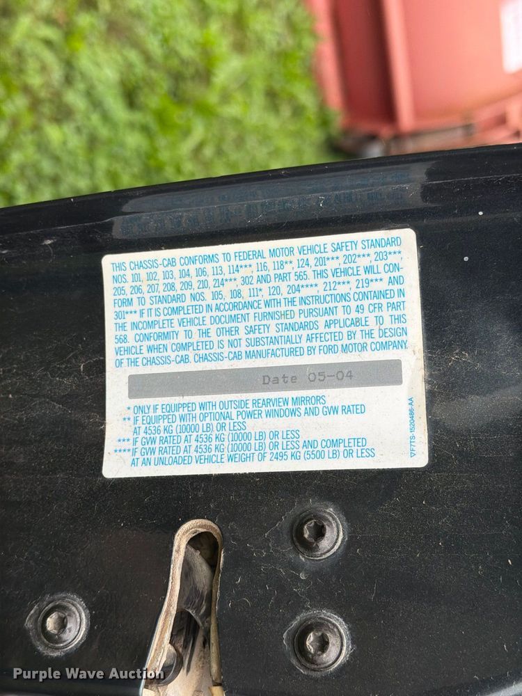 image for item EX4613 2004 Ford F550 dump truck