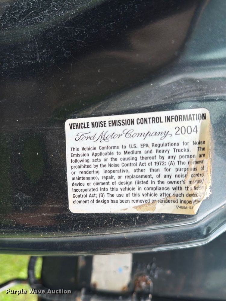 image for item EX4613 2004 Ford F550 dump truck