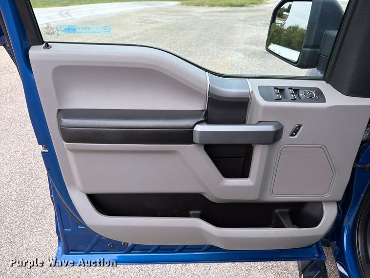 image for item EX4614 2018 Ford F-150 Crew Cab pickup truck