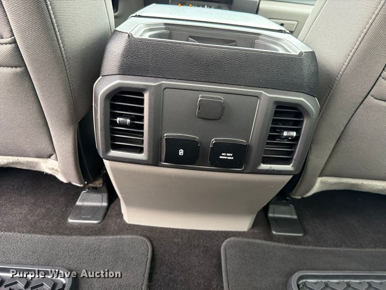 image for item EX4614 2018 Ford F-150 Crew Cab pickup truck