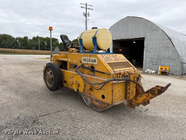image for item EX4616 Ingram 4-6 ton double drum roller