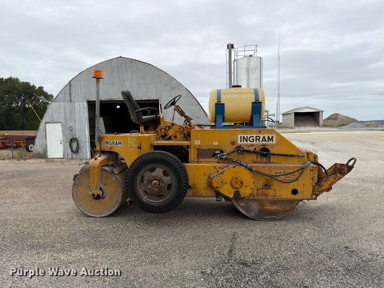image for item EX4616 Ingram 4-6 ton double drum roller