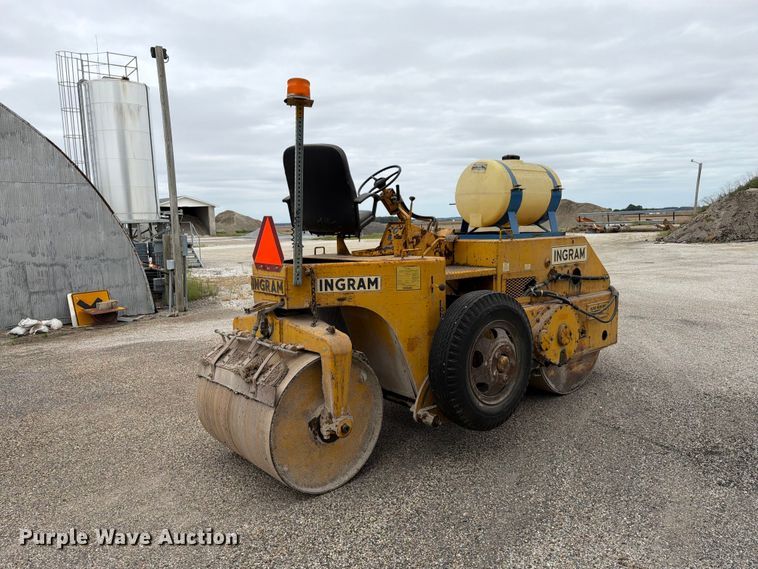 image for item EX4616 Ingram 4-6 ton double drum roller