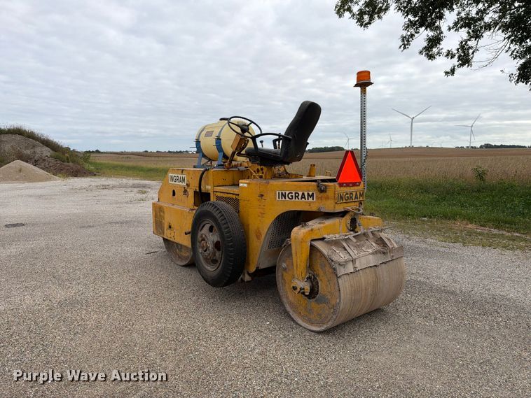 image for item EX4616 Ingram 4-6 ton double drum roller