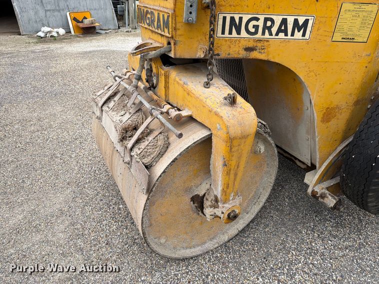 image for item EX4616 Ingram 4-6 ton double drum roller