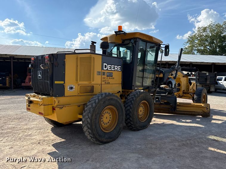 image for item FC4071 2009 John Deere 670G motor grader
