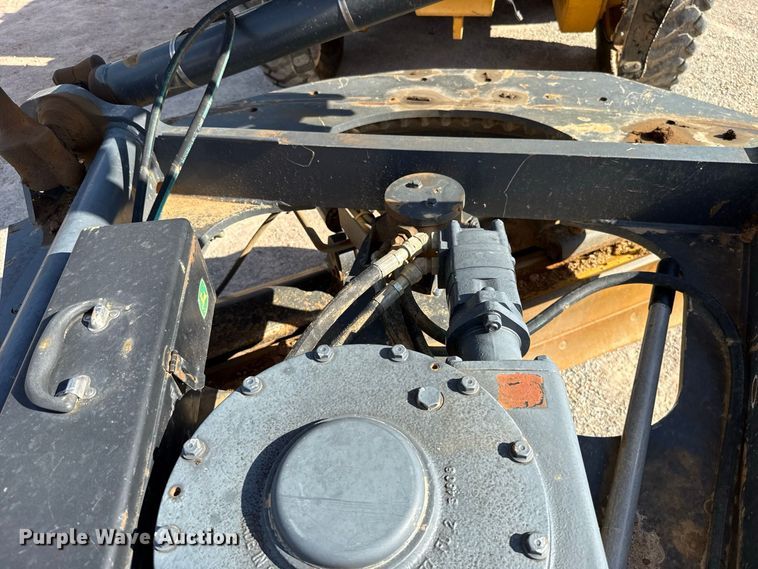 image for item FC4071 2009 John Deere 670G motor grader