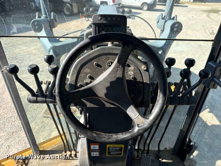 image for item FC4071 2009 John Deere 670G motor grader