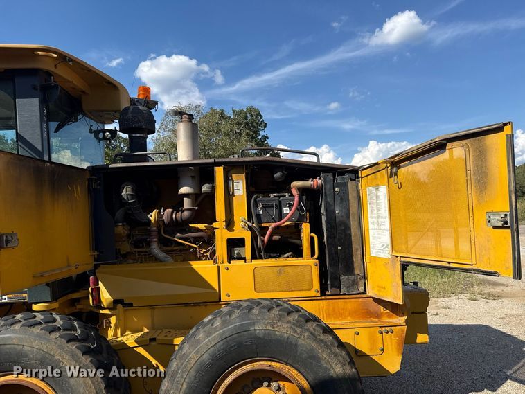 image for item FC4071 2009 John Deere 670G motor grader