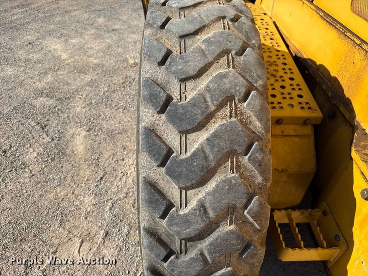 image for item FC4071 2009 John Deere 670G motor grader