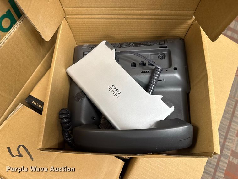 image for item FC4376 Cisco phone systems