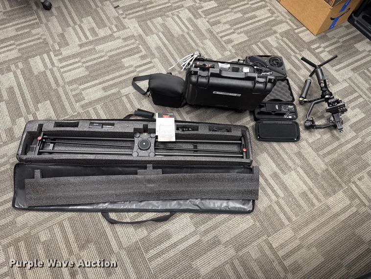 image for item FC4377 Audio visual equipment