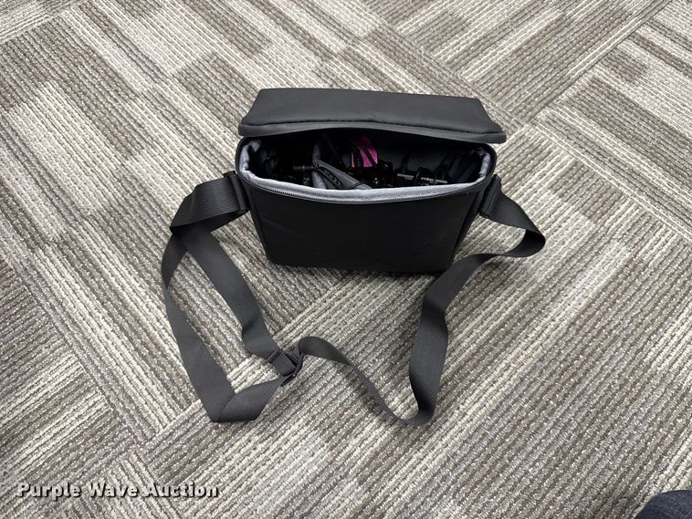 image for item FC4377 Audio visual equipment