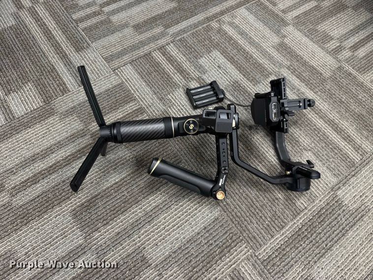 image for item FC4377 Audio visual equipment
