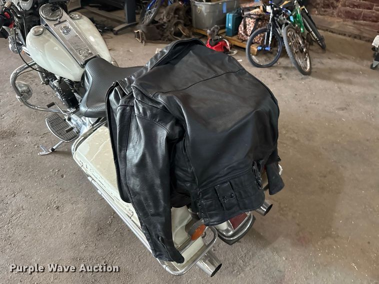image for item FC4379 2002 Harley-Davidson Police Road King motorcycle