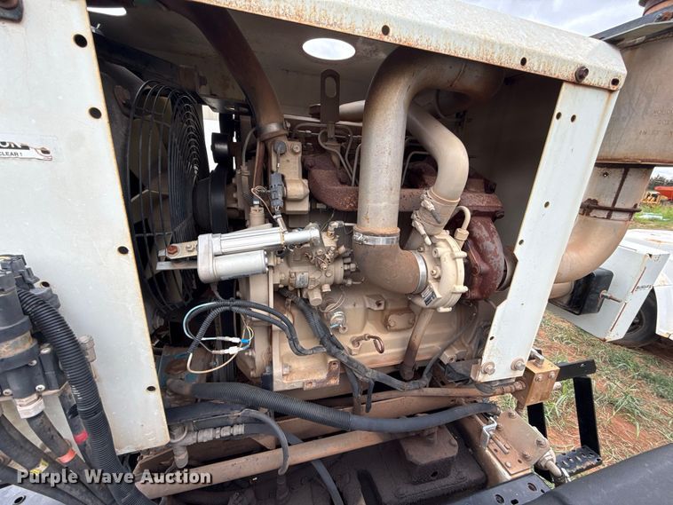 image for item FC4381 2007 Freightliner FC-80 street sweeper truck
