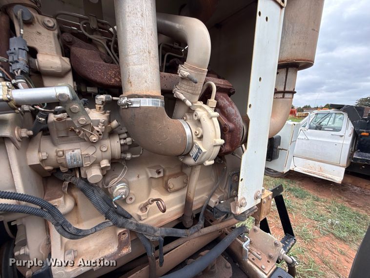 image for item FC4381 2007 Freightliner FC-80 street sweeper truck