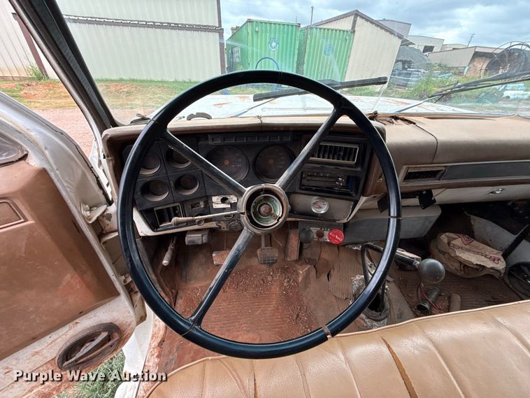 image for item FC4382 1989 Chevrolet C7 dump truck
