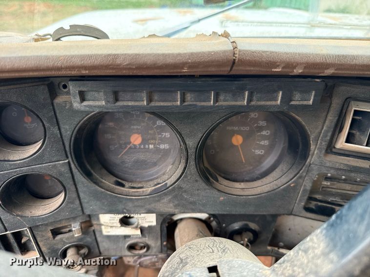image for item FC4382 1989 Chevrolet C7 dump truck