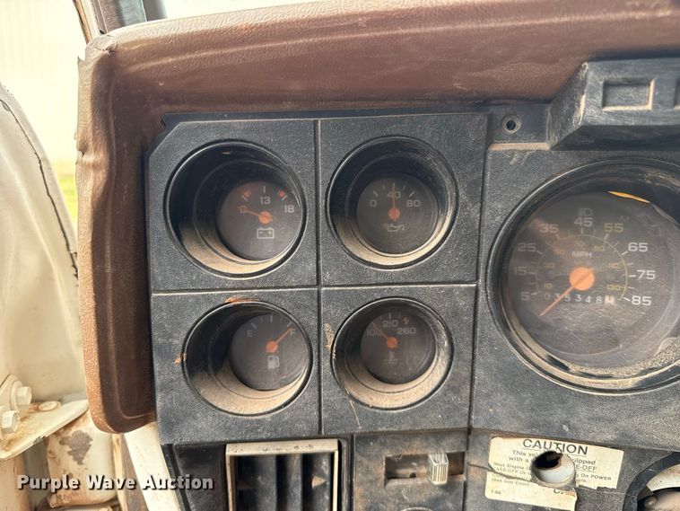 image for item FC4382 1989 Chevrolet C7 dump truck