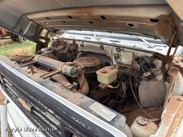image for item FC4382 1989 Chevrolet C7 dump truck