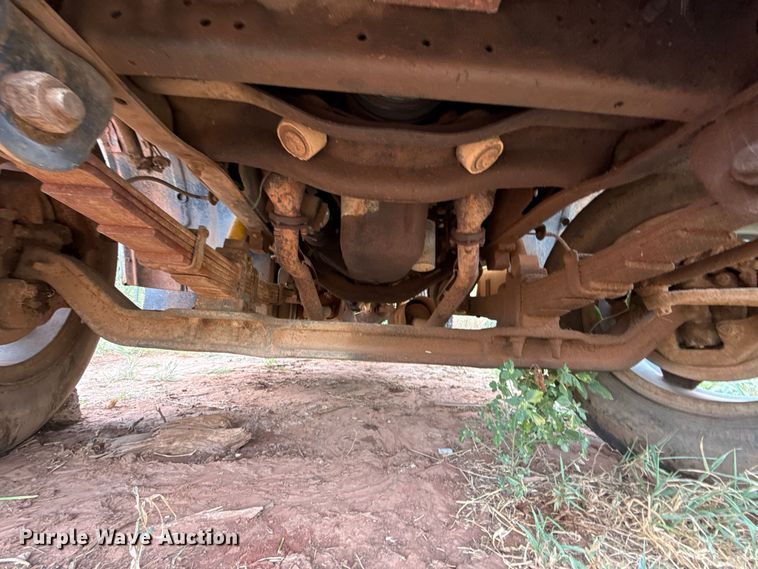 image for item FC4382 1989 Chevrolet C7 dump truck