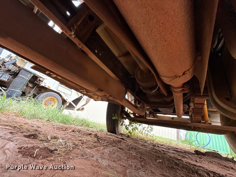 image for item FC4382 1989 Chevrolet C7 dump truck