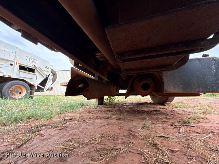 image for item FC4382 1989 Chevrolet C7 dump truck