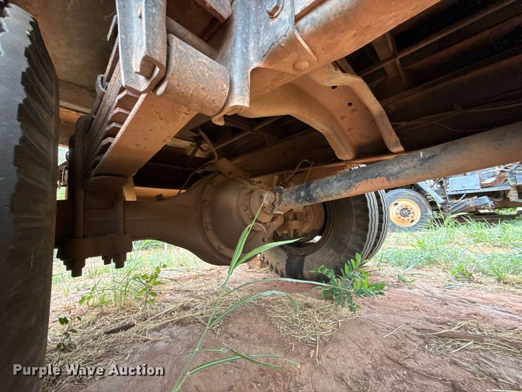 image for item FC4382 1989 Chevrolet C7 dump truck