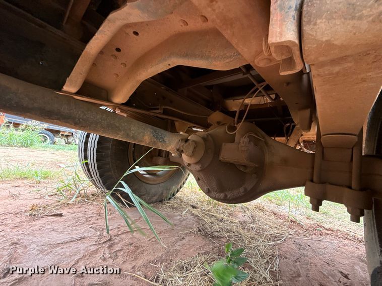 image for item FC4382 1989 Chevrolet C7 dump truck