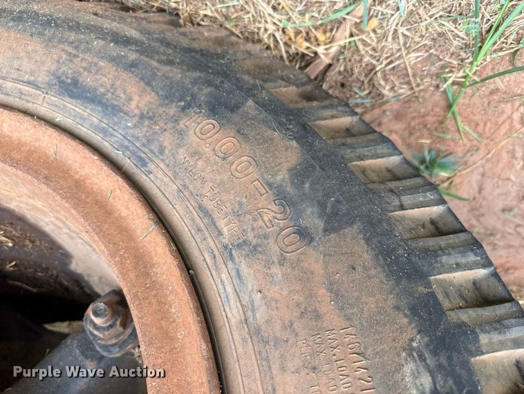 image for item FC4382 1989 Chevrolet C7 dump truck