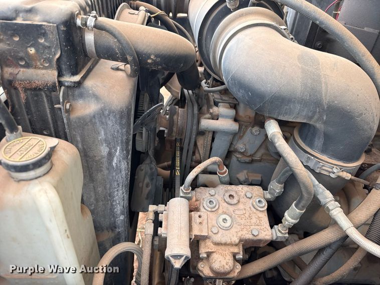 image for item FC4383 1987 Ford F800 pothole patcher truck