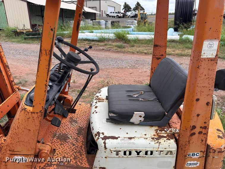 image for item FC4384 Toyota forklift