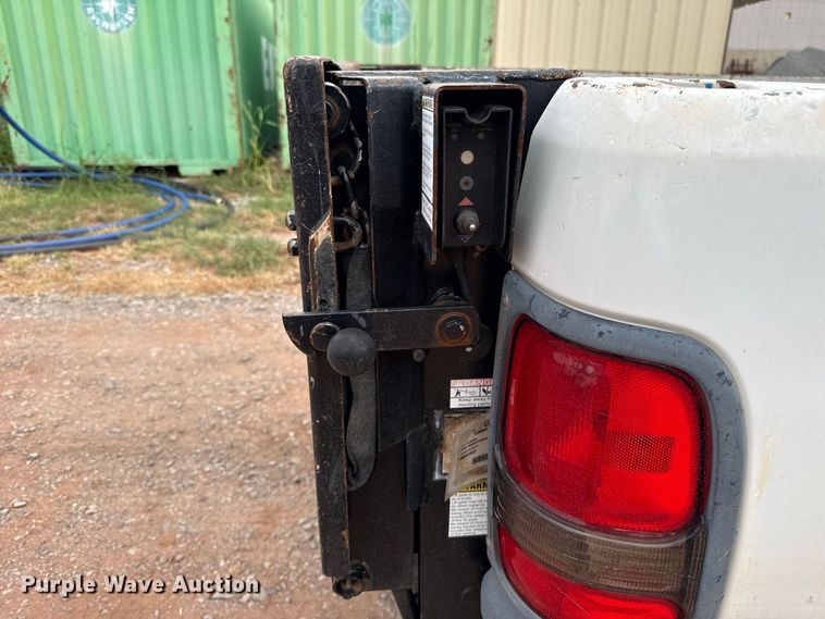 image for item FC4385 2001 Dodge Ram 1500 Ext. Cab pickup truck