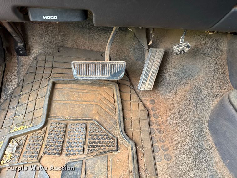 image for item FC4385 2001 Dodge Ram 1500 Ext. Cab pickup truck