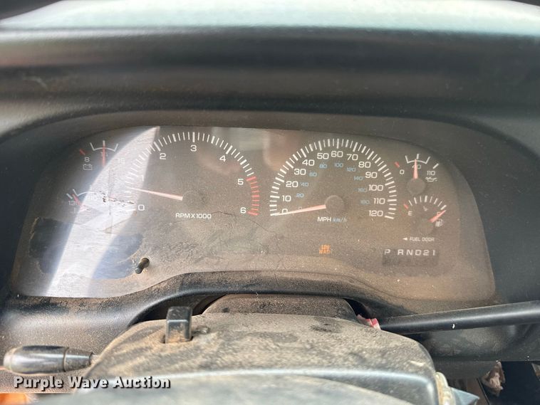 image for item FC4385 2001 Dodge Ram 1500 Ext. Cab pickup truck