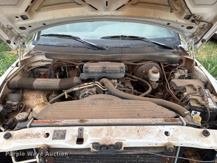 image for item FC4385 2001 Dodge Ram 1500 Ext. Cab pickup truck