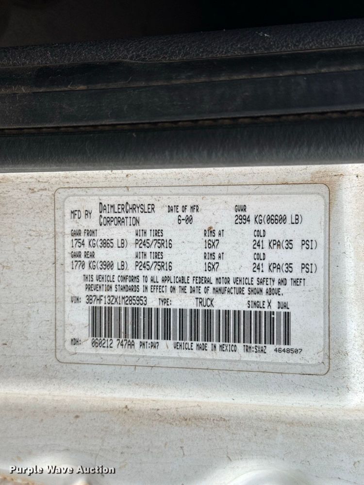 image for item FC4385 2001 Dodge Ram 1500 Ext. Cab pickup truck