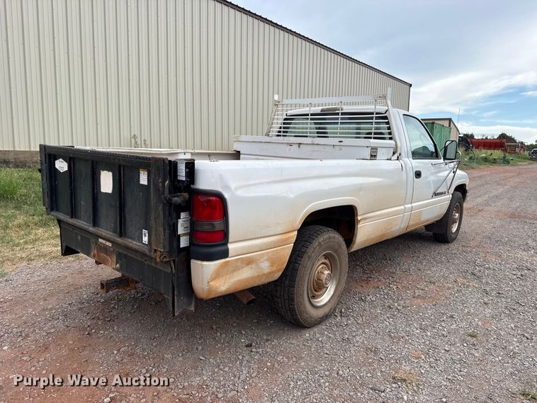 image for item FC4386 1999 Dodge Ram 2500 pickup truck