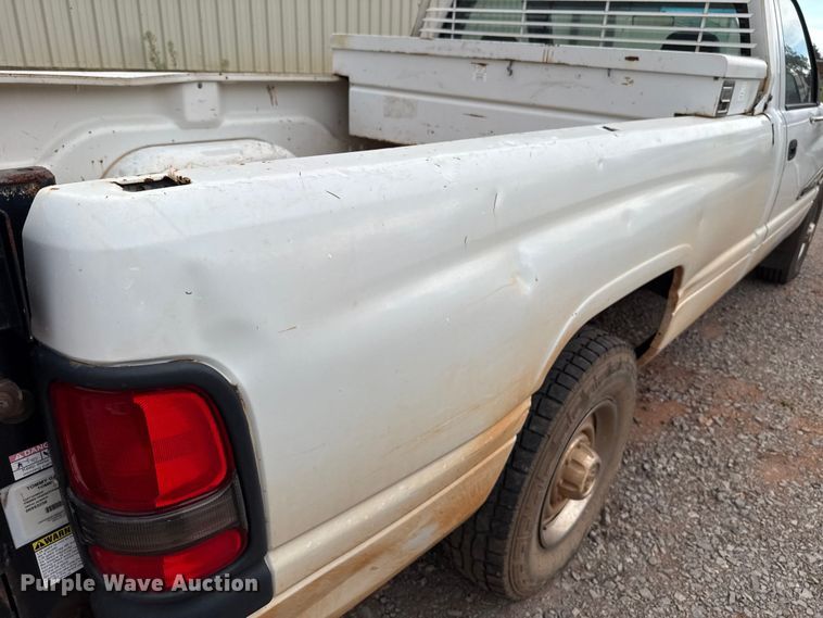 image for item FC4386 1999 Dodge Ram 2500 pickup truck